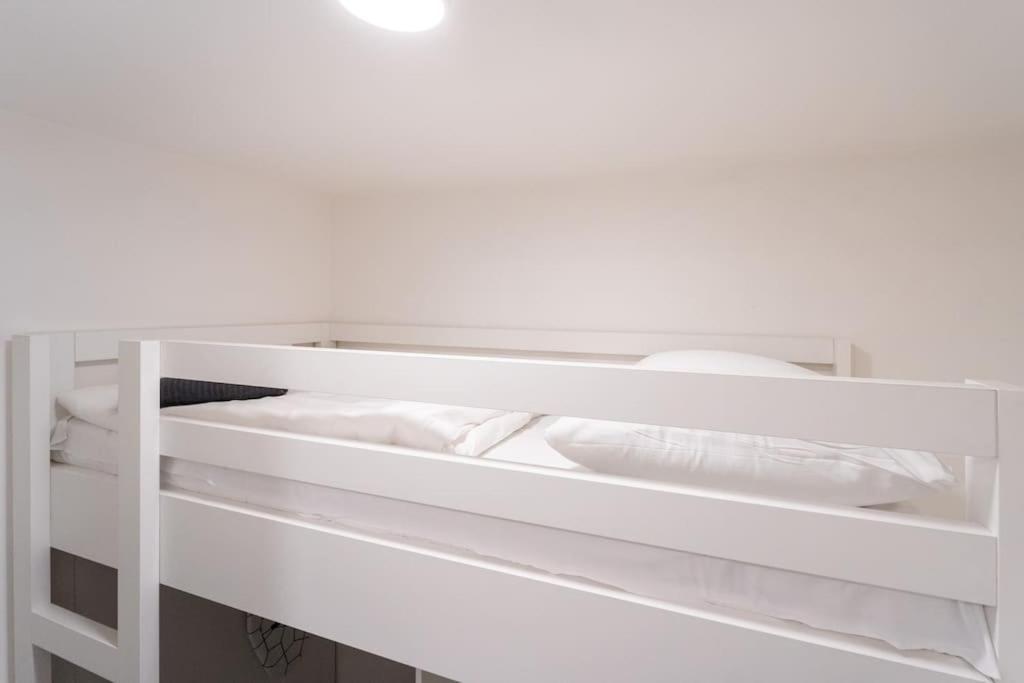 Parkside Harmony Apartment - ブルノ エクステリア 写真